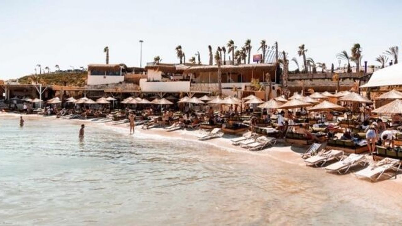 Ojo Alaçatı Beach Club, 2022 Yaz Sezonu İçin Kapılarını Açtı