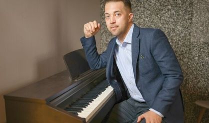 Müziğin İzinde Bir Eğitimci "Murat Önen"