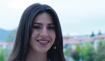 Estetik ve Fonksiyonun  Buluştuğu Mekanların Mimarı "İç Mimar Cemre Yazıcı"