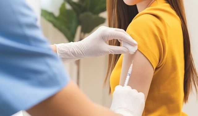 Kadın Hastalıkları ve Doğum Uzmanı  Op. Dr. Semavi Ulusoy: