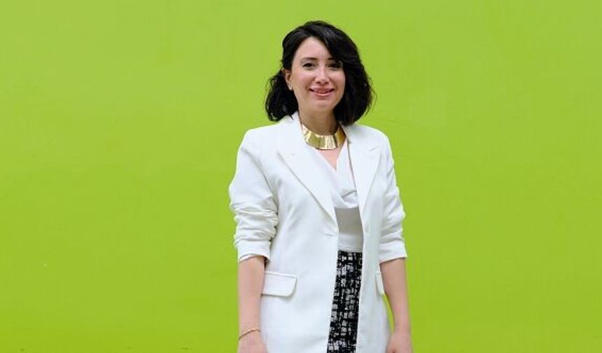 "MODA AKSESUARLARI KENDİNİ İFADE ETMENİN EN EĞLENCELİ YOLU."